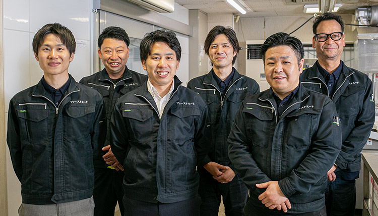 スタッフ集合